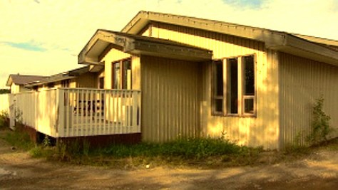 Closed Offices of the Liard 'First Nation' in Watson Lake, Yukon (Philippe Morin - CBC)
