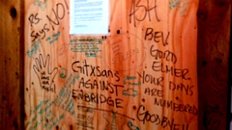 gitxsan-door-blocked-treaty-office